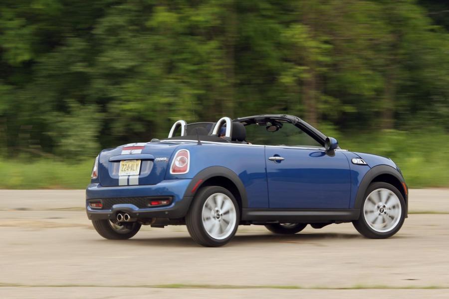  Mini Cooper S Cabrio 2012 года  (фото 9 из 51)